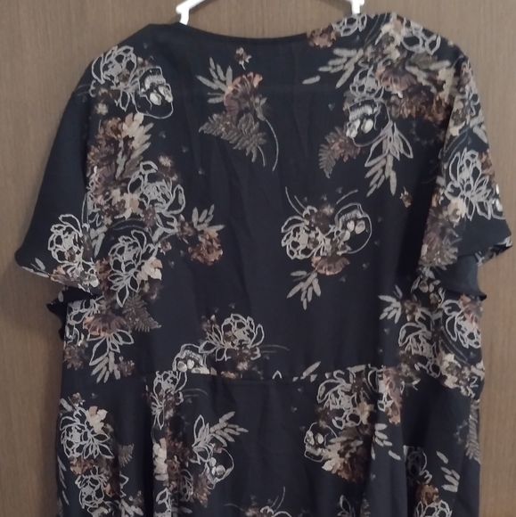 Torrid - Picture 3 of 4